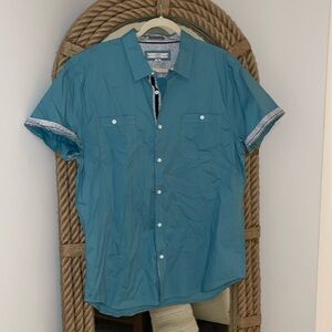 Men’s Short Sleeve Button-Down